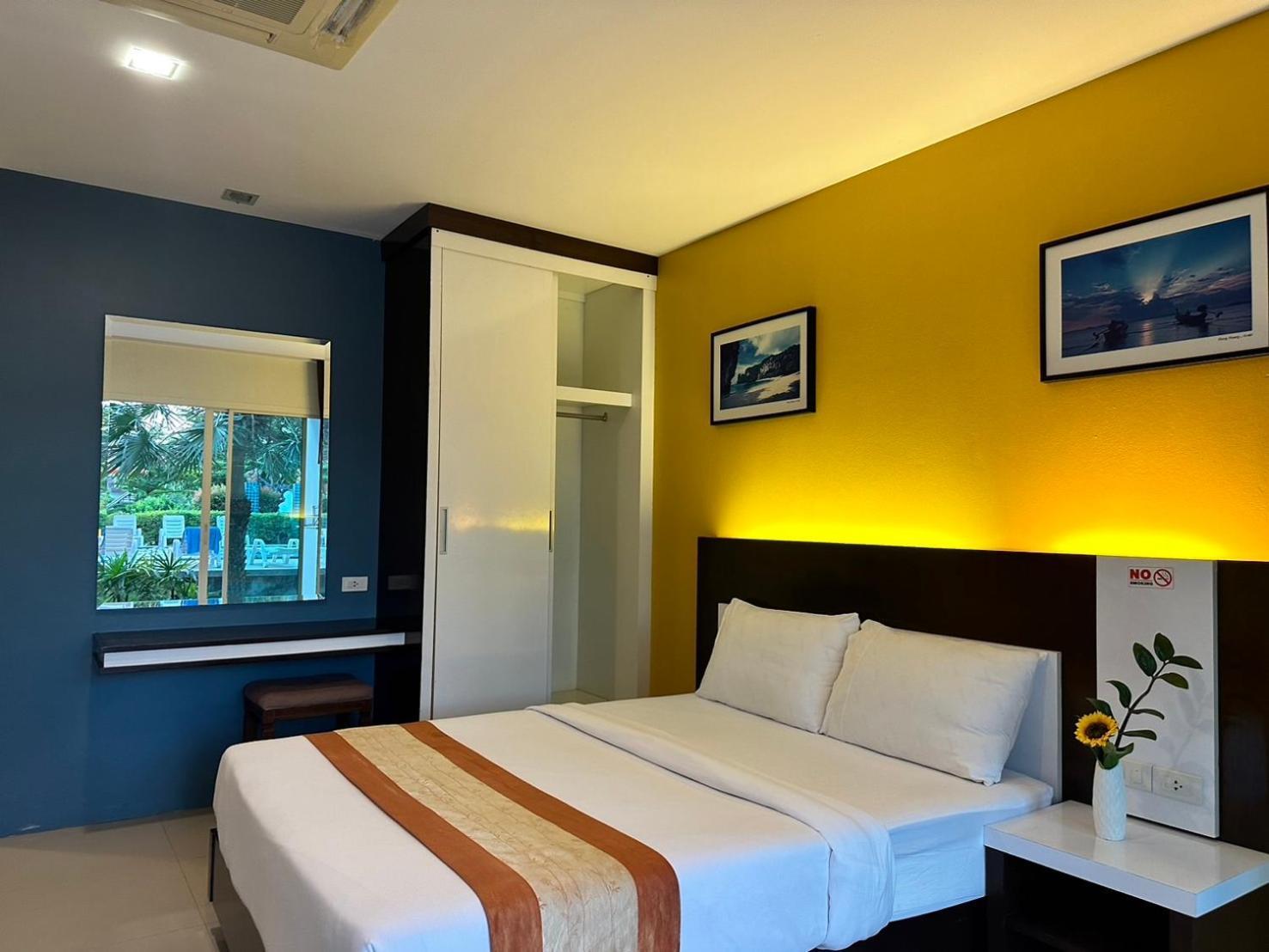 Gypsy Sea View Resort- Phi Phi Island Exteriör bild