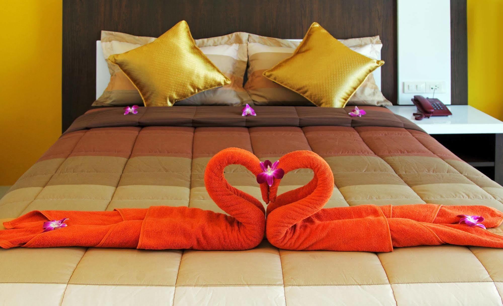 Gypsy Sea View Resort- Phi Phi Island Exteriör bild